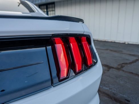 Used 2020 Ford Mustang GT Premium w/ Equipment Group 401A image 11