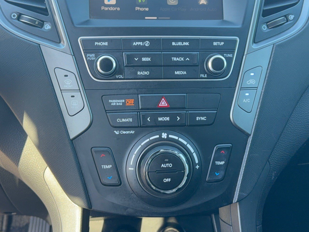 Used 2018 Hyundai Santa Fe Sport 2.0T FWD image 22
