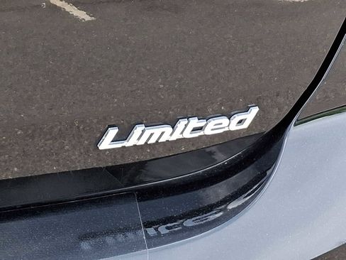 Used 2020 Hyundai Elantra Limited w/ Ultimate Package 03 FWD image 29