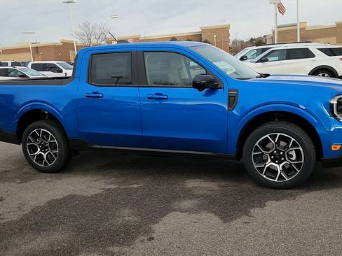 New 2026 Ford Maverick Lariat w/ 4K Tow Package AWD/4WD image 9