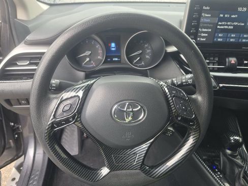 Used 2021 Toyota C-HR LE image 11