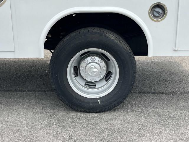 New 2024 RAM 3500 Tradesman AWD/4WD image 16