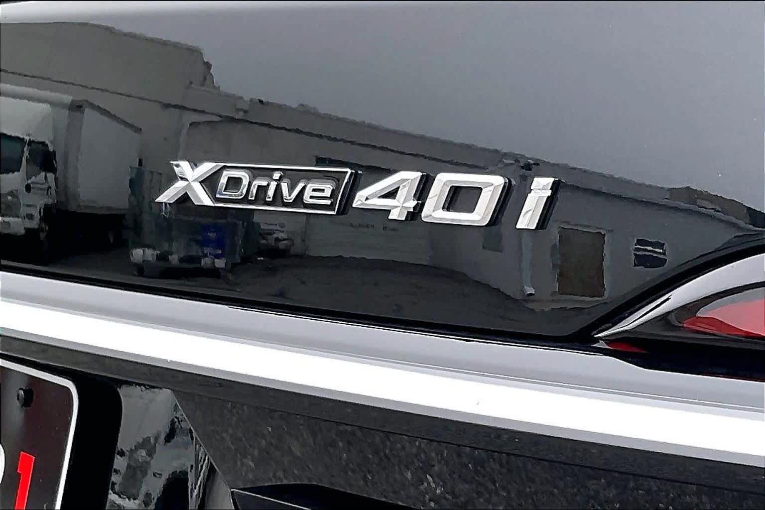 Used 2025 BMW X7 xDrive40i w/ Premium Package AWD/4WD image 9