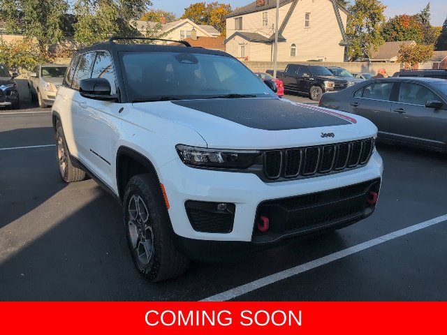 Used 2022 Jeep Grand Cherokee Trailhawk AWD/4WD image 1