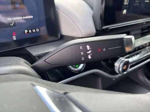 Used 2025 Honda Prologue Touring image 14