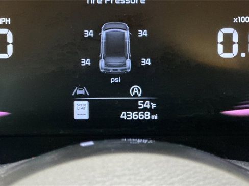 Used 2024 Kia Soul LX w/ Option Group 015 image 28