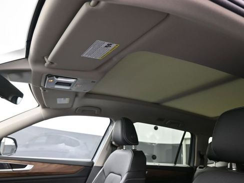 New 2026 Volkswagen Atlas SE FWD image 23