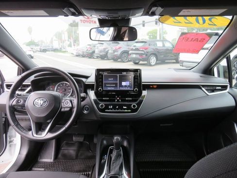 Used 2022 Toyota Corolla SE image 19