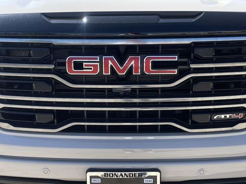 New 2026 GMC Sierra 1500 AT4 w/ AT4 Premium Package AWD/4WD image 31
