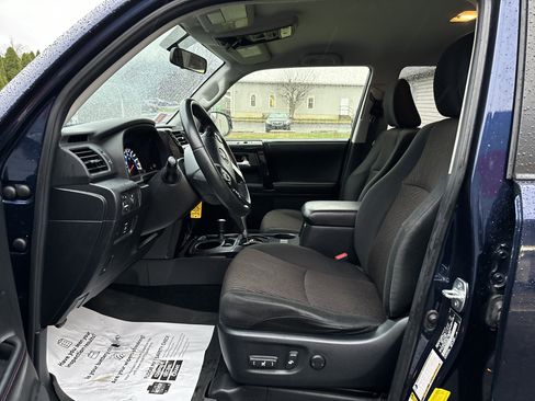 Used 2019 Toyota 4Runner TRD Off-Road image 13