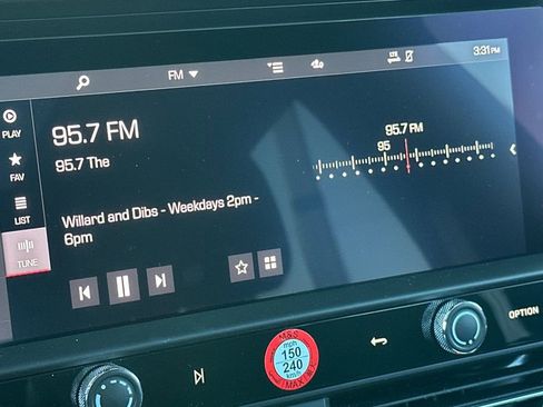 Used 2024 Porsche Macan GTS image 17