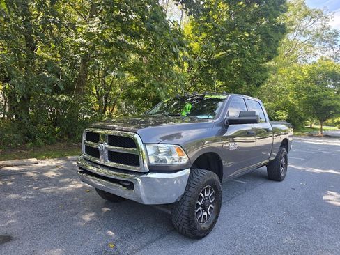 Used 2016 RAM 2500 Tradesman w/ Chrome Appearance Group AWD/4WD image 2