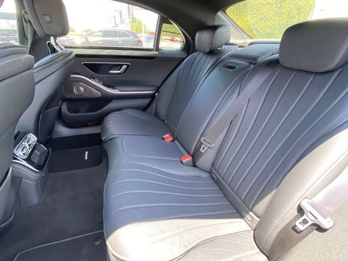 Used 2022 Mercedes-Benz S 500 4MATIC image 9