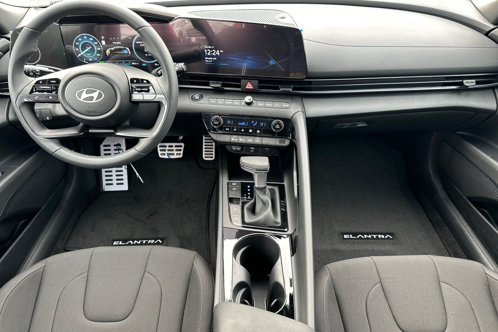 New 2026 Hyundai Elantra SEL FWD image 13
