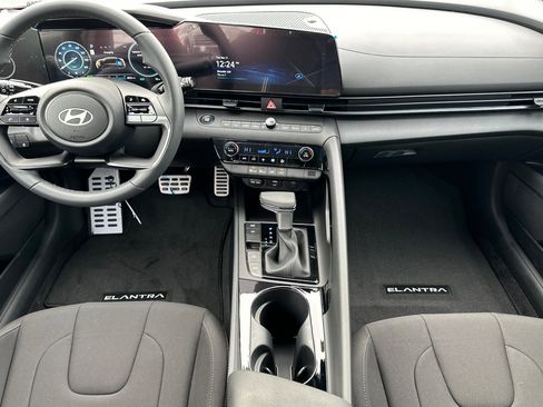 New 2026 Hyundai Elantra Sport image 13