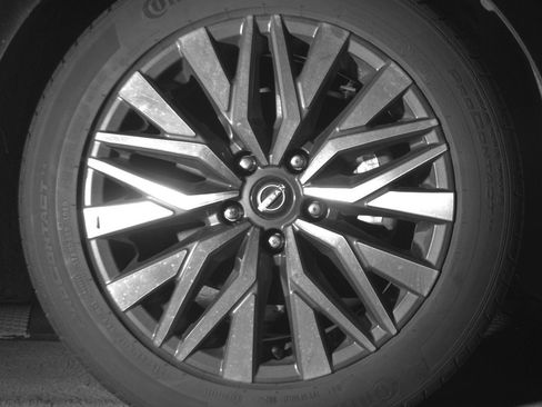 Used 2025 Nissan Altima 2.5 SV image 13