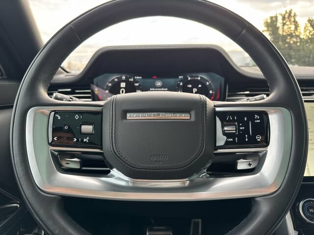 Used 2023 Land Rover Range Rover SE AWD/4WD image 28