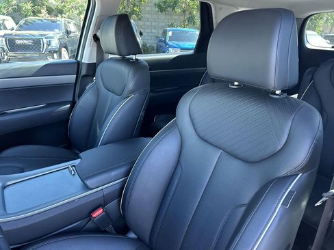 Used 2023 Hyundai Palisade SEL w/ Cargo Package image 25