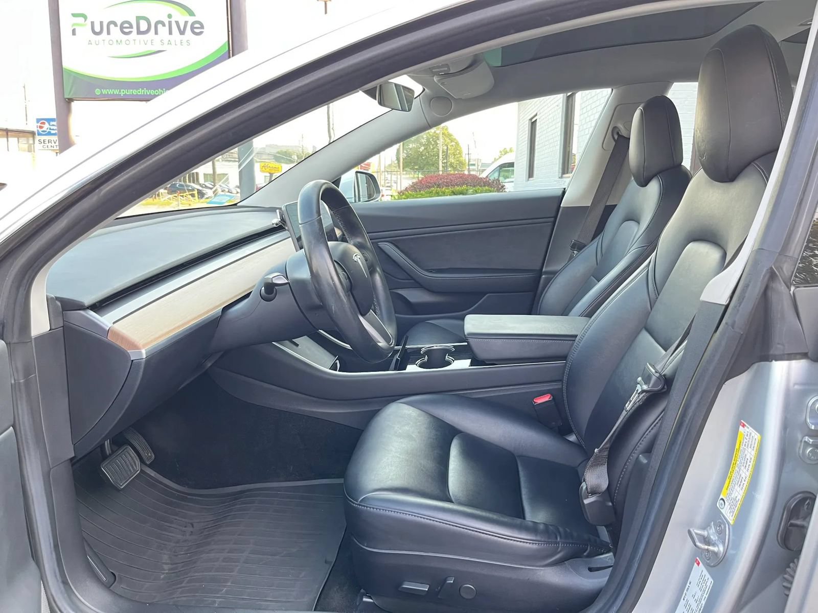 Used 2018 Tesla Model 3 Long Range RWD image 11