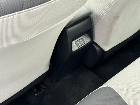 Used 2023 Toyota Corolla LE image 37