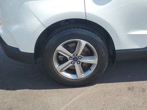 Used 2022 Ford Edge SEL w/ Convenience Package AWD/4WD image 5