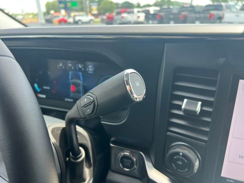 New 2025 Ford F350 Lariat w/ Lariat Ultimate Package image 22