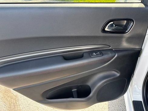 Certified 2023 Dodge Durango R/T RWD image 20