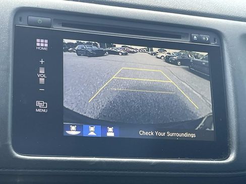 Used 2018 Honda HR-V EX-L image 17
