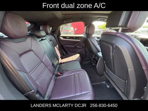 Used 2024 Porsche Cayenne S image 15