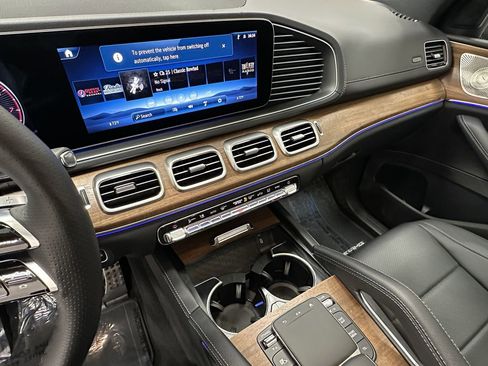 New 2025 Mercedes-Benz GLS 450 4MATIC image 30