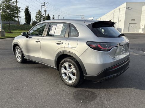 Used 2024 Honda HR-V LX image 7