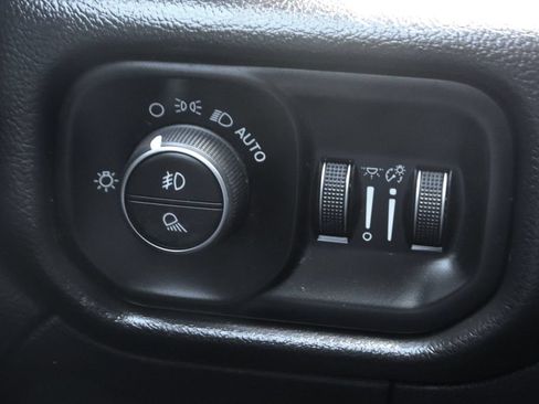 Used 2019 RAM 2500 Big Horn AWD/4WD image 18