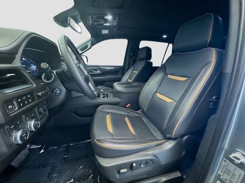 Used 2023 GMC Yukon AT4 w/ AT4 Premium Plus Package AWD/4WD image 13