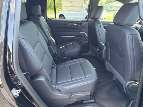 New 2026 Chevrolet Traverse LT w/ Driver Confidence Package FWD image 12