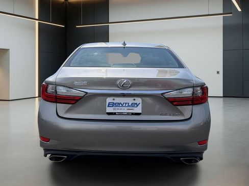 Used 2017 Lexus ES 350 w/ Accessory Package 2 FWD image 4