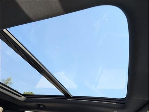 Used 2025 Toyota Tundra Limited image 13