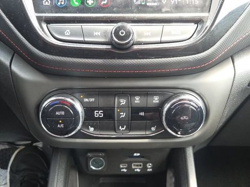 Used 2021 Chevrolet TrailBlazer RS w/ Technology Package AWD/4WD image 30