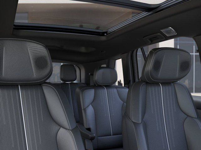 New 2027 Cadillac Vistiq Luxury AWD/4WD image 24