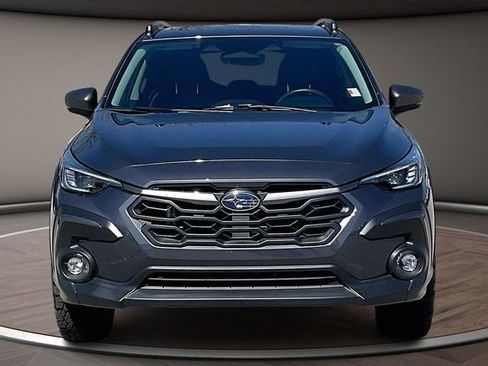 Used 2024 Subaru Crosstrek 2.5i Limited w/ Crosstrek Mirror Package image 3