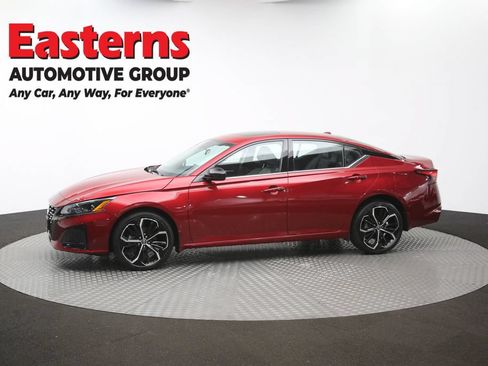 Used 2023 Nissan Altima 2.5 SR w/ SR Premium Package AWD/4WD image 59