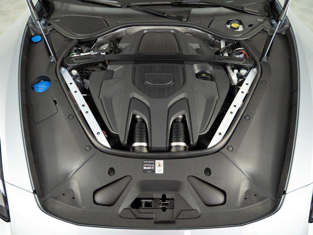 New 2026 Porsche Panamera image 34