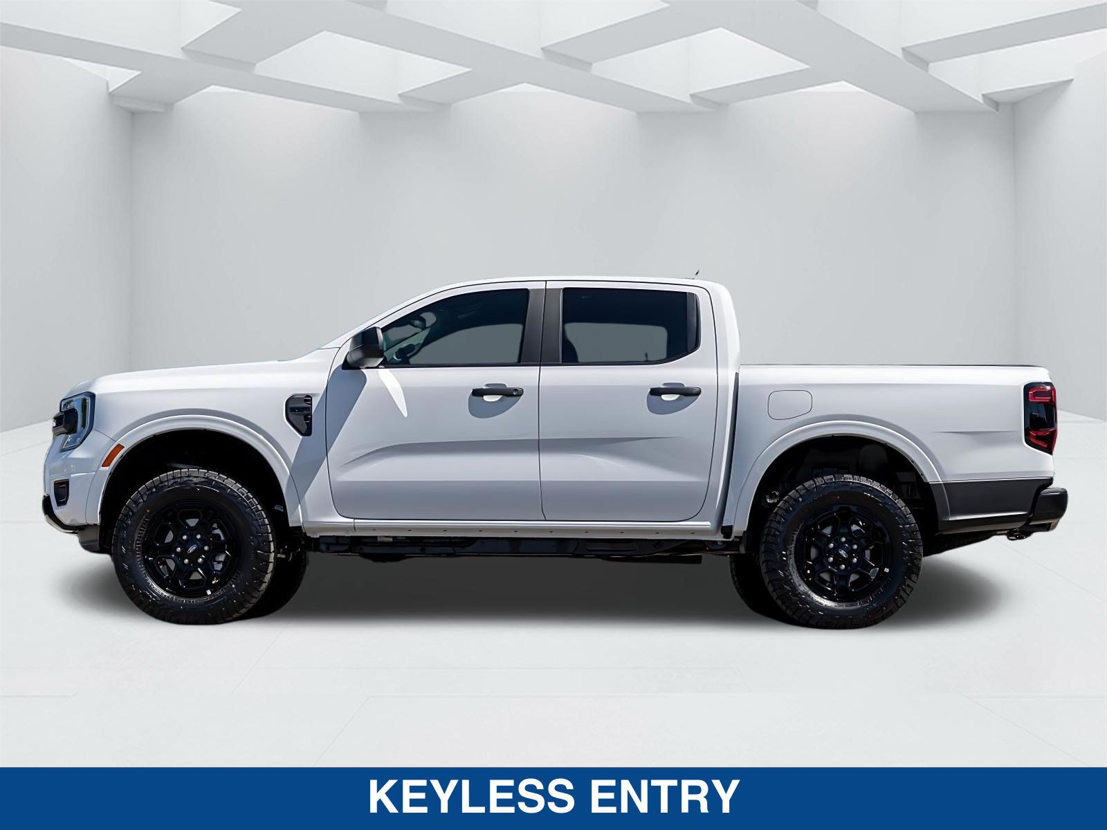 New 2026 Ford Ranger XLT w/ Black Appearance Package RWD image 8