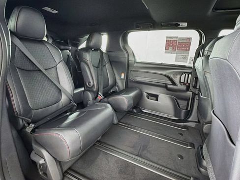 New 2026 Toyota Sienna XSE FWD image 26