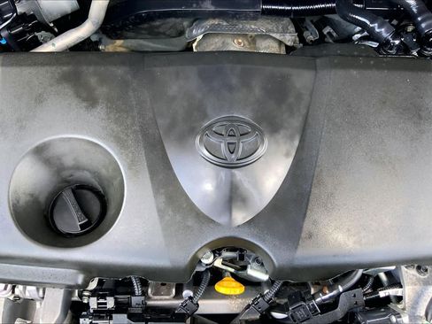 Used 2025 Toyota RAV4 LE FWD image 32