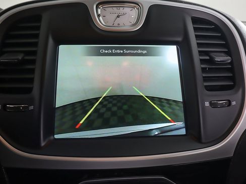 Used 2023 Chrysler 300 Touring w/ Sport Appearance Package image 40