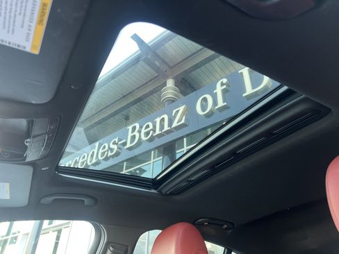 Used 2020 Mercedes-Benz GLC 300 4MATIC Coupe image 30