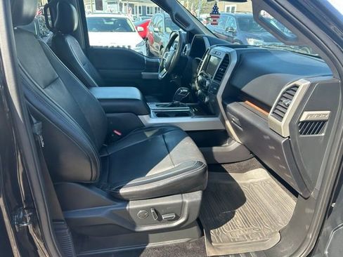 Used 2017 Ford F150 Lariat w/ Equipment Group 502A Luxury image 21