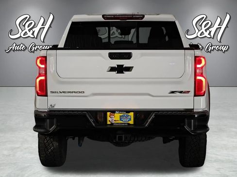 Used 2024 Chevrolet Silverado 1500 ZR2 w/ Technology Package AWD/4WD image 27