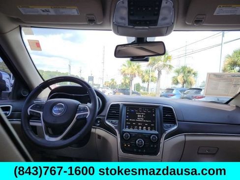 Used 2015 Jeep Grand Cherokee Overland RWD image 2