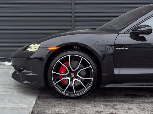 New 2025 Porsche Taycan 4S AWD/4WD image 11